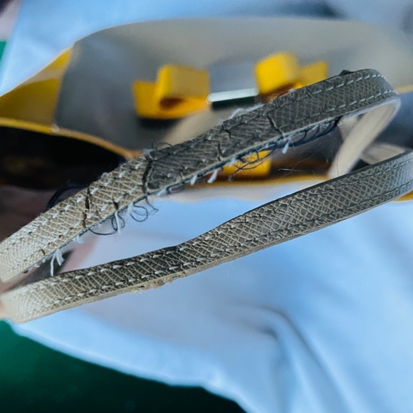 Ivanka Trump Top Handle Tote Tan Yellow Gold Hardware Large Handbags Yellow Bow - Picture 12 of 16